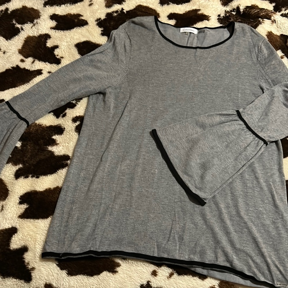 Calvin Klein bell sleeve top large